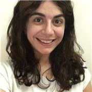 Soy graduada en Psicología y, actualmente, estoy estudiando el grado en Logopedia. Doy clases de todas las materias en primaria, 1 y 2 ESO. 
También ofrezco formación para adultos (Apoyo en grados universitarios y ciclos medios y superiores). Opción em